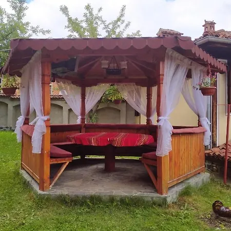 за гости дора Kopriwschtiza