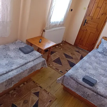 Стаи За Гости Дора 3*